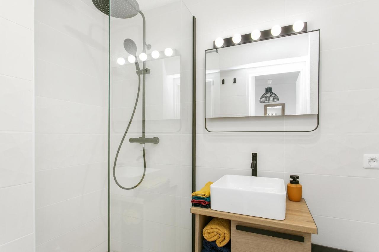 Appartement T3 Terrasse Vue Sur Mer, Piscine, Parking, Wifi Et Clim Sete Ngoại thất bức ảnh